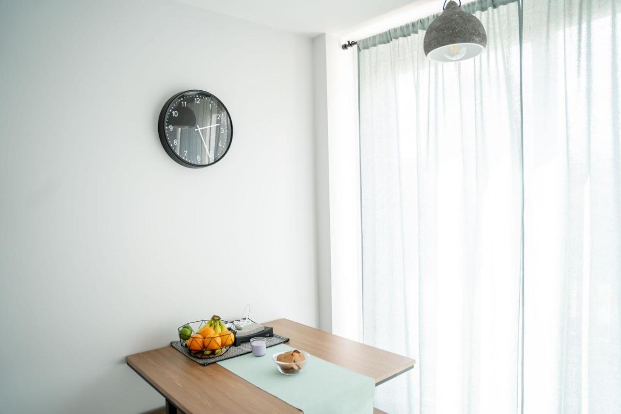 פרת' Luxurious Two Bedroom Apartment With Private Parking מראה חיצוני תמונה